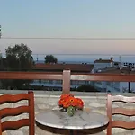 Maraki Lägenhetshotell Platanias (Skiathos)