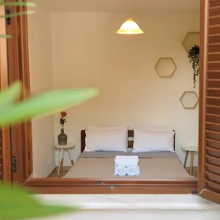 Ξενοδοχείο με διαμερίσματα Maraki Platanias (Skiathos)