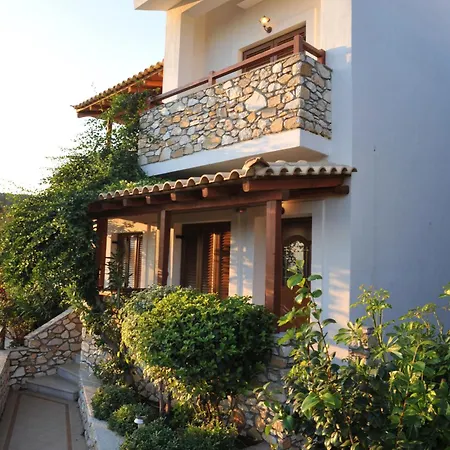 Maraki Platanias (Skiathos)