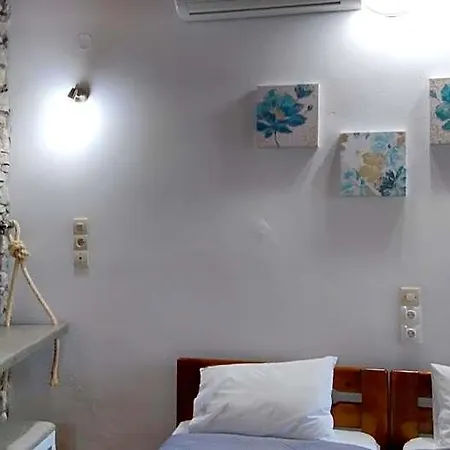Maraki Aparthotel 4*