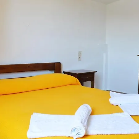 Апарт-отель Maraki Platanias (Skiathos)