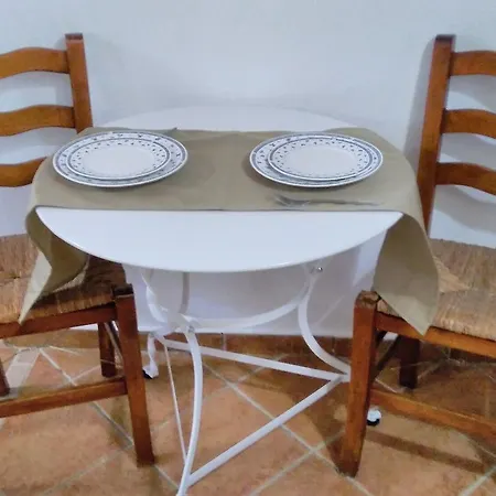 Maraki Ξενοδοχείο με διαμερίσματα 4*