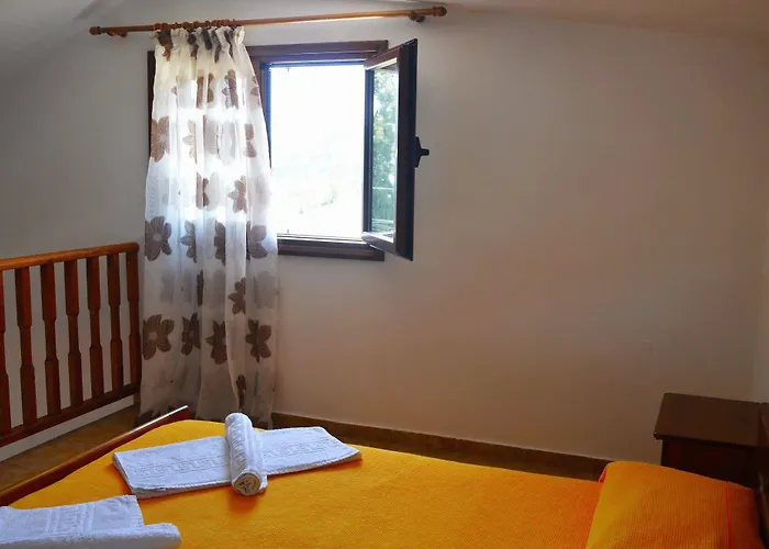 Maraki 3* Platanias (Skiathos)