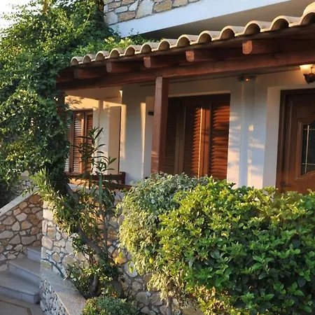 Maraki 3* Platanias (Skiathos)