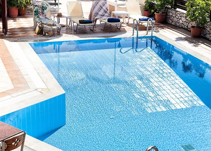 Maraki 3* Platanias (Skiathos)