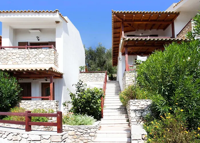 Maraki 3* Platanias (Skiathos)